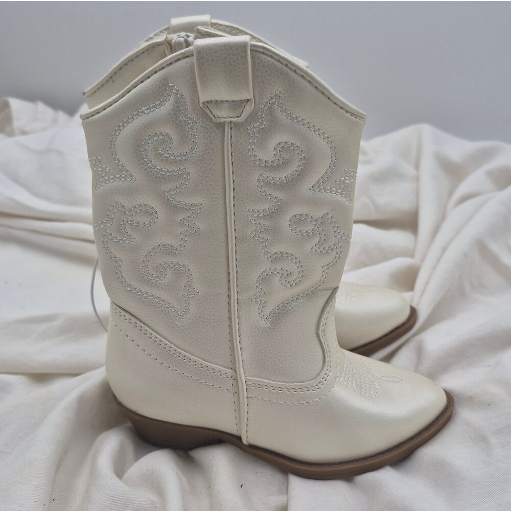 NEW Tucker + Tucker Western-inspired stitching Boot white little girls size 8